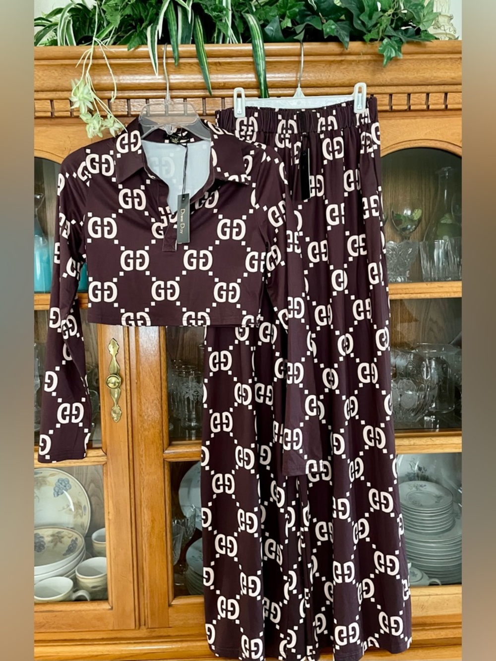 NWT~ Dress Day 2PC Set crop top + Wide leg pants Ladies SZ Small Brown & Tan